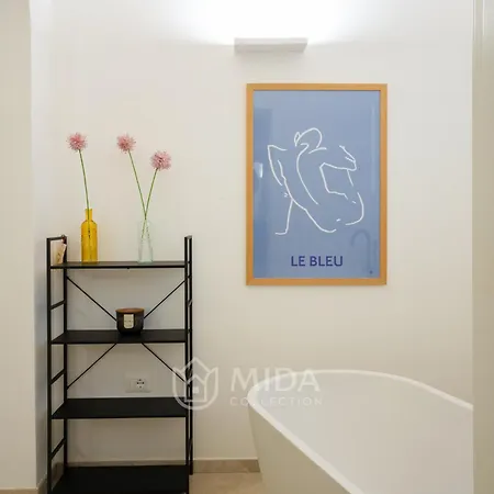 Acquaviva &