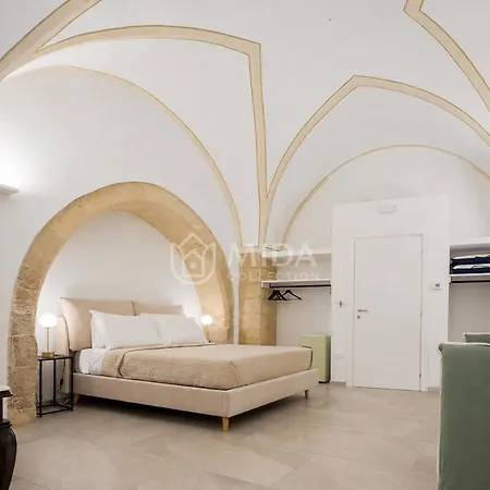 Acquaviva & Lecce