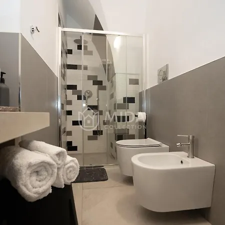 Acquaviva &